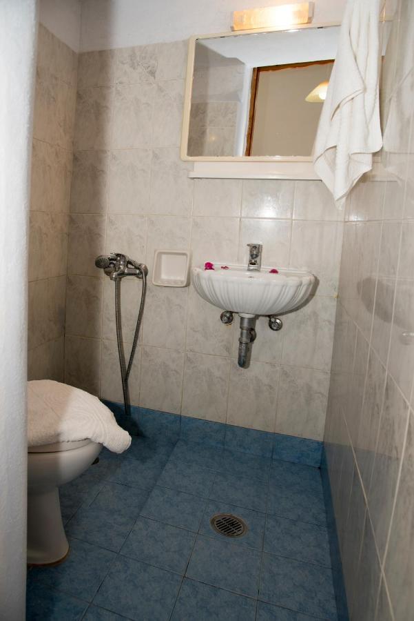 Damianos Rooms Adámas Extérieur photo